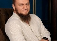 Искусственный интеллект в юриспруденции: 8 примеров, как AI революционизирует адвокатскую практику и повышает эффективность процессов